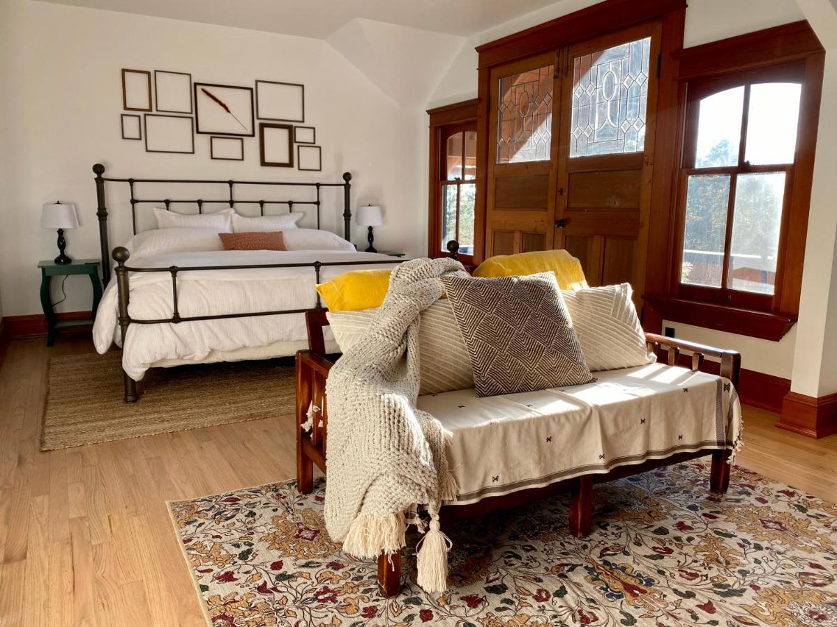 Mount Tom House Bed and Breakfast Harrisburg Eksteriør billede
